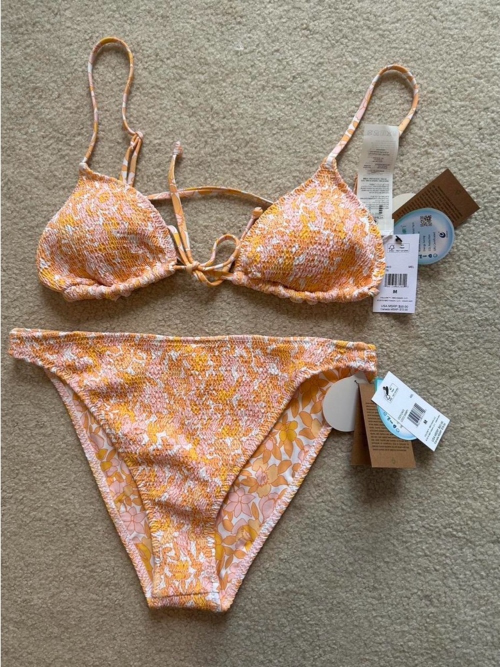 Volcom bikini set NWT size medium